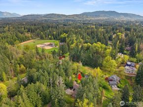 24309 SE 25th Street, Sammamish WA 98075