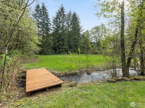 24309 SE 25th Street, Sammamish WA 98075