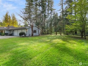 24309 SE 25th Street, Sammamish WA 98075