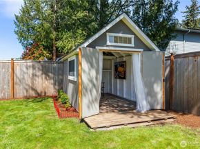 2012 168th Avenue, Bellevue WA 98008