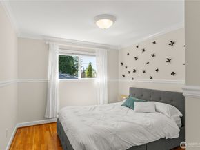 2012 168th Avenue, Bellevue WA 98008