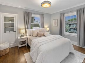 5265 16th Avenue NE, Seattle WA 98105