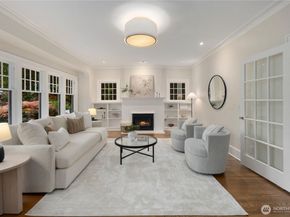 5265 16th Avenue NE, Seattle WA 98105