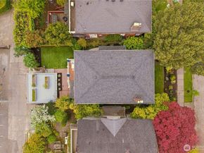 5265 16th Avenue NE, Seattle WA 98105