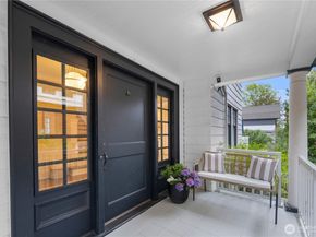 5265 16th Avenue NE, Seattle WA 98105