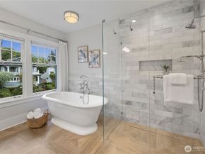 5265 16th Avenue NE, Seattle WA 98105