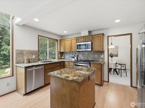 14132 177th Avenue NE, Redmond WA 98052
