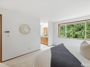 14132 177th Avenue NE, Redmond WA 98052