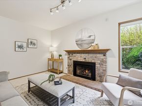 14132 177th Avenue NE, Redmond WA 98052