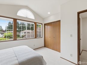 14132 177th Avenue NE, Redmond WA 98052