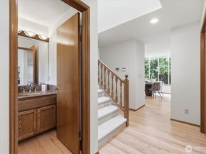 14132 177th Avenue NE, Redmond WA 98052