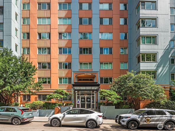 1400 Hubbell Place 1309, Seattle WA 98101