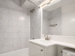 1400 Hubbell Place 1309, Seattle WA 98101