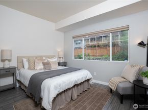 4724 Mill Pond Drive SE 702, Auburn WA 98092