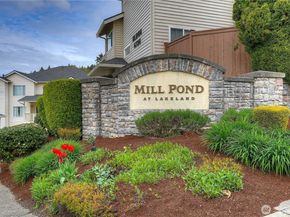 4724 Mill Pond Drive SE 702, Auburn WA 98092