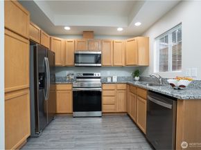 4724 Mill Pond Drive SE 702, Auburn WA 98092
