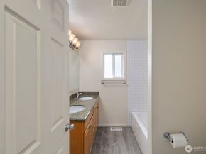 15420 SE 144th Place, Renton WA 98059