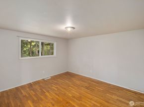 15420 SE 144th Place, Renton WA 98059