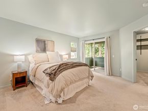11339 40th Avenue NE, Seattle WA 98125