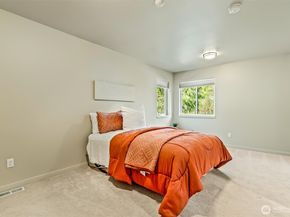 11339 40th Avenue NE, Seattle WA 98125