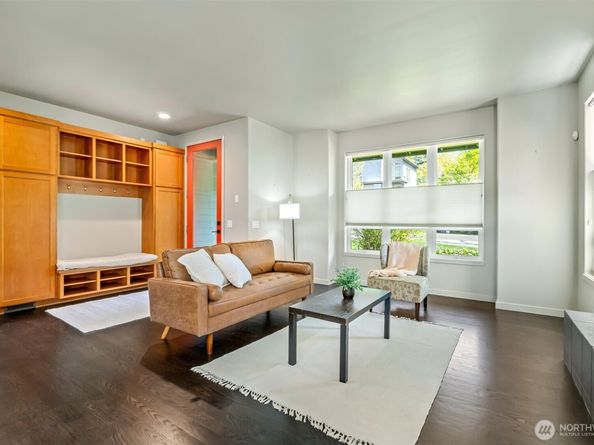 11339 40th Avenue NE, Seattle WA 98125