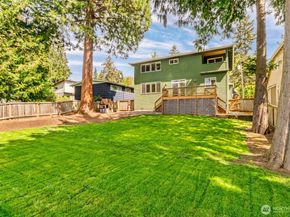 11339 40th Avenue NE, Seattle WA 98125