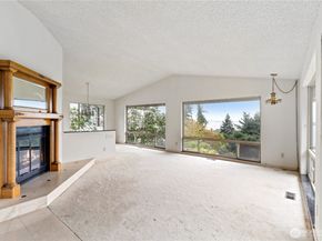 11150 Champagne Point Road NE, Kirkland WA 98034