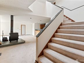 11150 Champagne Point Road NE, Kirkland WA 98034