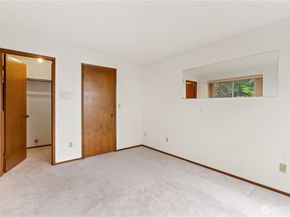 11150 Champagne Point Road NE, Kirkland WA 98034