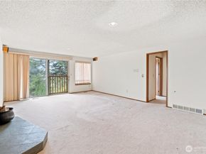 11150 Champagne Point Road NE, Kirkland WA 98034