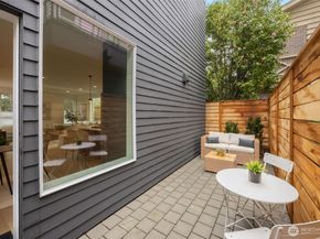 5204 Sand Point Way NE, Seattle WA 98105