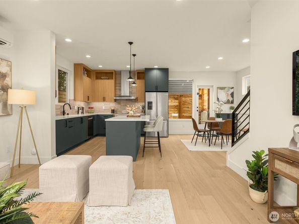 5204 Sand Point Way NE, Seattle WA 98105