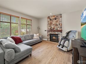 4804 Hartford Way, Mukilteo WA 98275