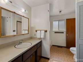 20025 166th Avenue NE, Woodinville WA 98072