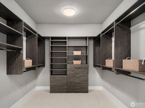 1646 106th Avenue SE, Bellevue WA 98004