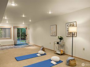 18316 NE 133rd Street, Redmond WA 98052