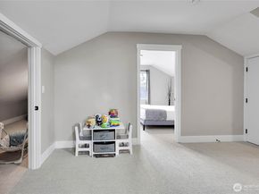 7901 16th Avenue SW, Seattle WA 98106