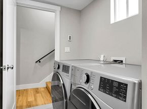 7901 16th Avenue SW, Seattle WA 98106