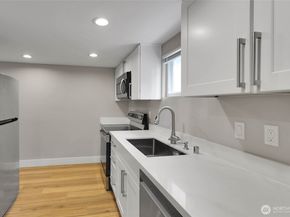 7901 16th Avenue SW, Seattle WA 98106