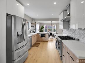 7901 16th Avenue SW, Seattle WA 98106