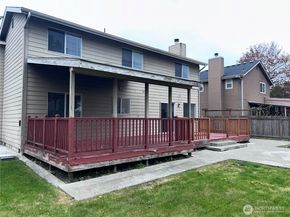 767 Oakhurst Drive, Pacific WA 98047
