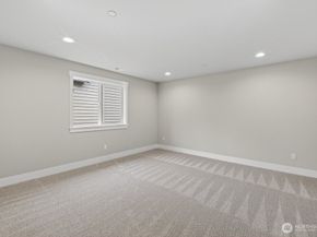 15008 75th Avenue NE, Kenmore WA 98028