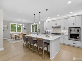 15008 75th Avenue NE, Kenmore WA 98028