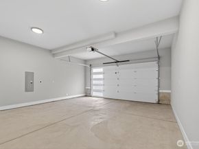 15008 75th Avenue NE, Kenmore WA 98028