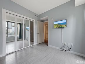 900 Lenora Street W801, Seattle WA 98121