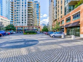 900 Lenora Street W801, Seattle WA 98121