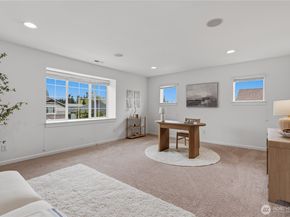 21113 46th Place W, Lynnwood WA 98036