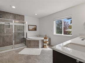 21113 46th Place W, Lynnwood WA 98036