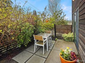 3010 NE 55th Street, Seattle WA 98105
