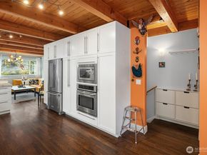3010 NE 55th Street, Seattle WA 98105